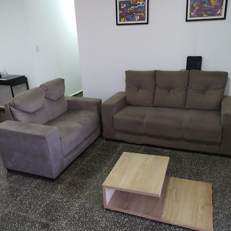 Moderno Y Amplio Apartamento Con Vista Fantastica En Pleno Centro Ciudad del Este Exterior photo